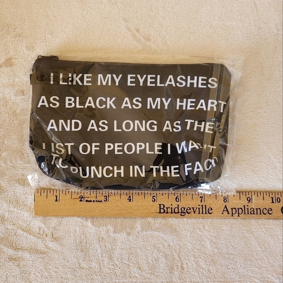 "I Like My Eyelashes As Black As..." Make Up Cosmetic Bag Zipper Pouch - Picture 4 of 5